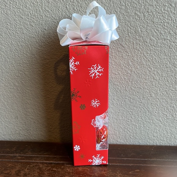 NWT Lindt Lindor Milk Chocolate Truffles *2 for $5* - Picture 4 of 5